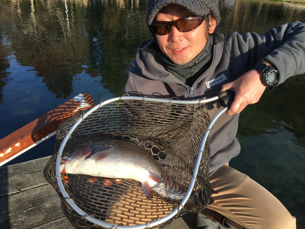 デカマス爆釣！釣り仲間とエリアトラウト行ってきました！