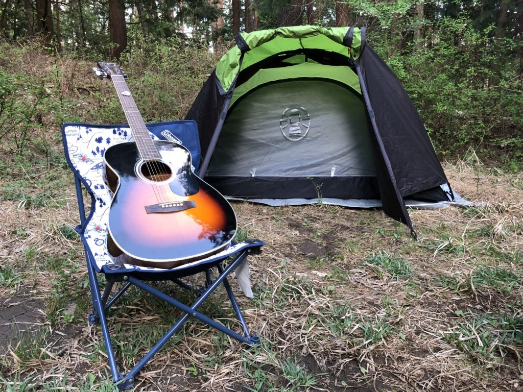 超カンタンで美味い！釣り好きソロキャンパーが作った簡単キャンプ飯とは？
