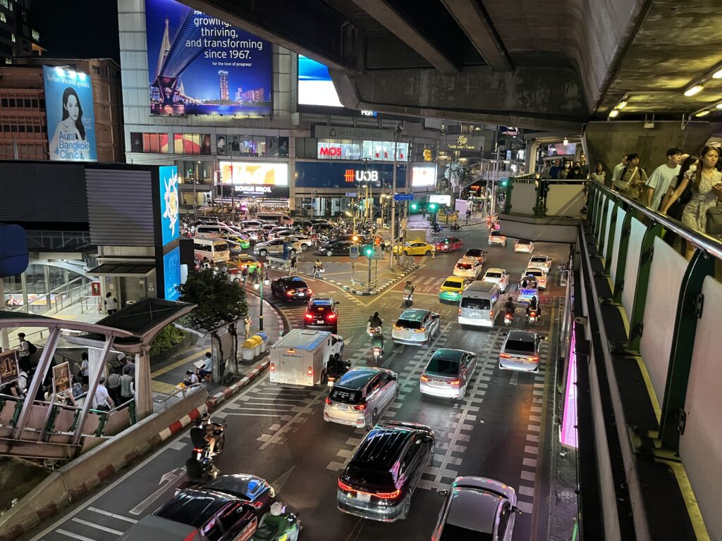 タイ旅行その１微笑みの国タイへ！　10年ぶりの海外釣行！南国タイで再スタート